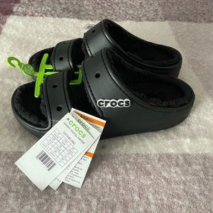 Black fury Crocs sandals
